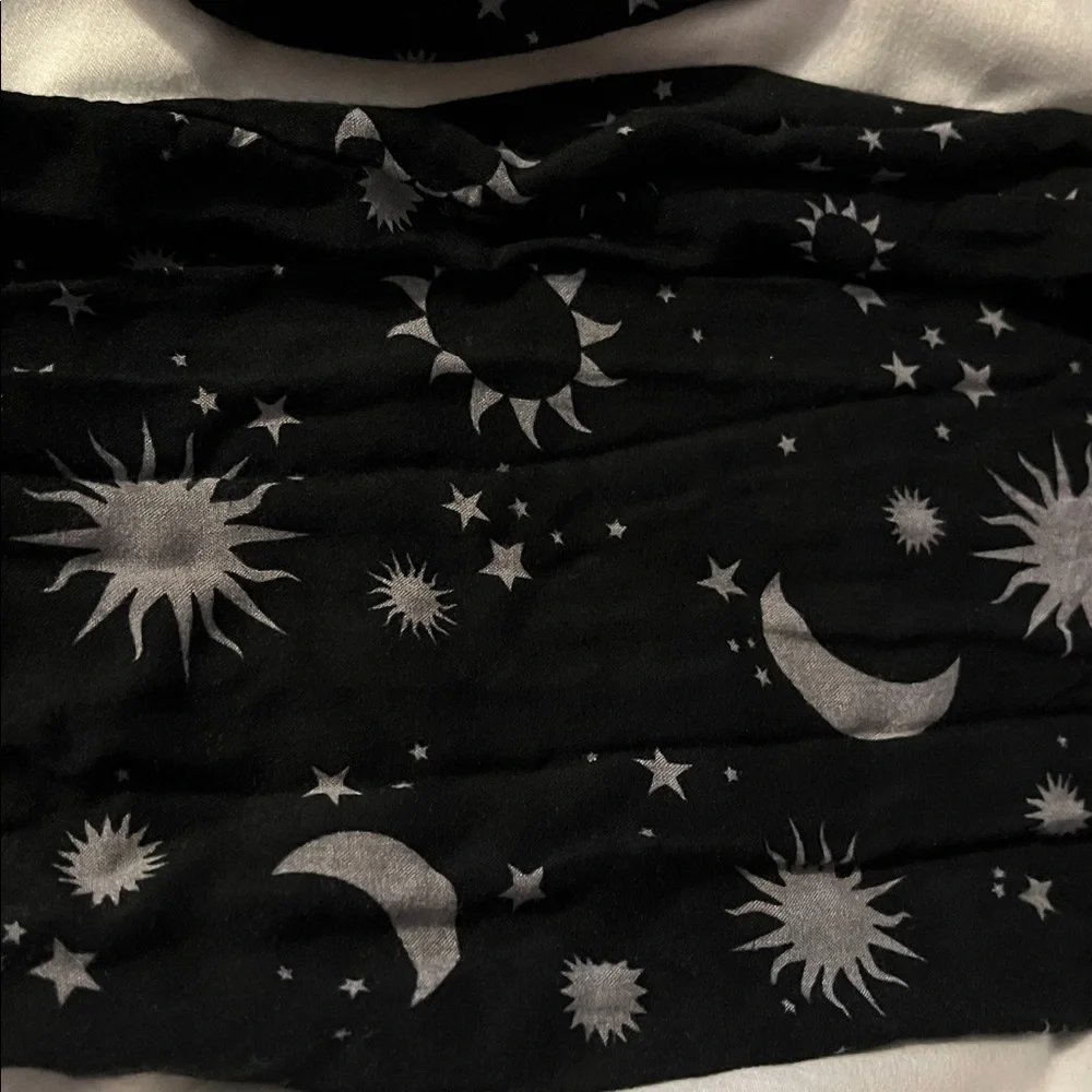 No Boundaries Black Scarf with Celestial Design - Picture 3 of 3